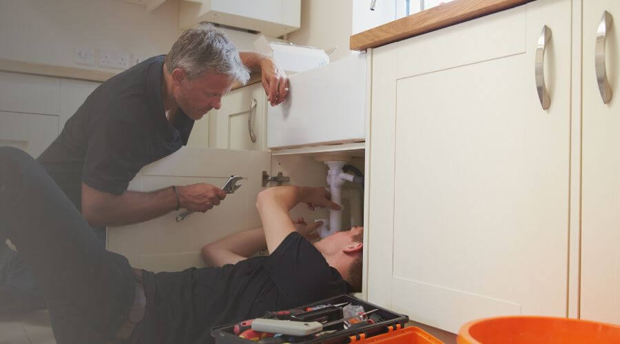 Professional burst pipe repair services in Riverside, IA
